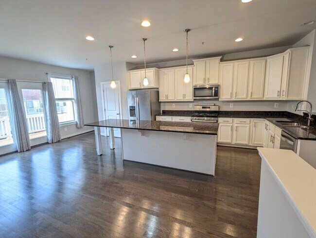 Building Photo - 1129 Lawler Dr