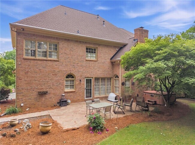 Building Photo - 1085 Castle Pointe Ln