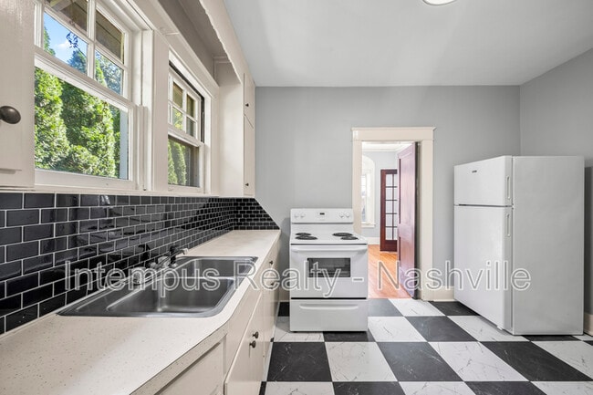 Building Photo - 1508 Gale Ln