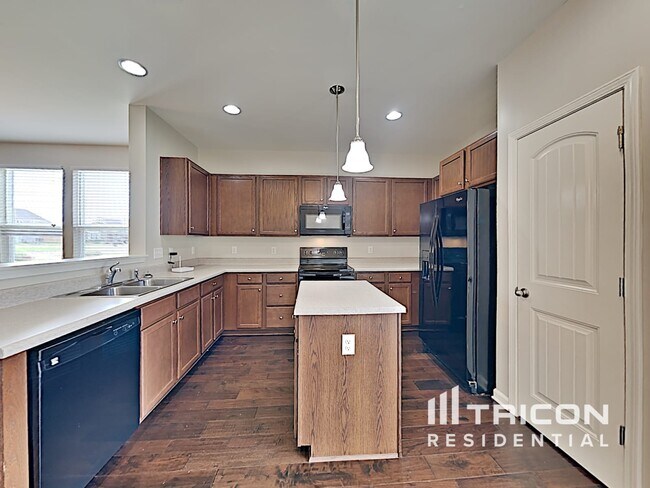 Building Photo - 3410 Wilhoit Ct