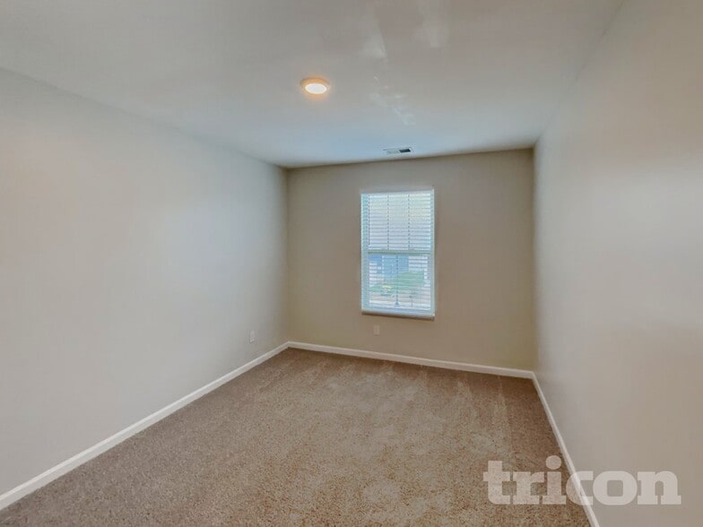 Building Photo - 8012 Craighead Dr