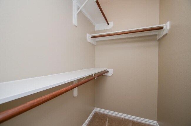 Building Photo - 20929 Patriot Park Ln