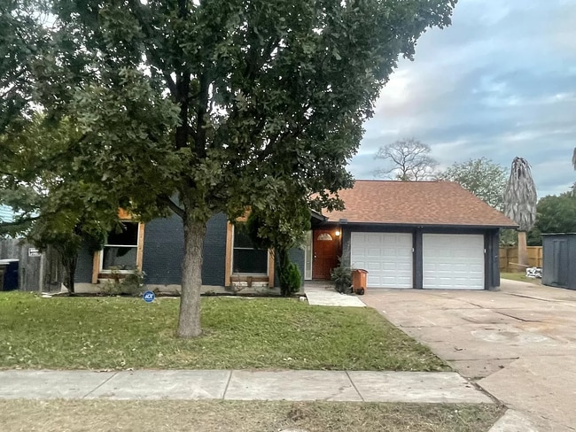 Building Photo - 9306 Hunters Trace