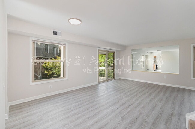 Building Photo - 1746 Dogwood Dr