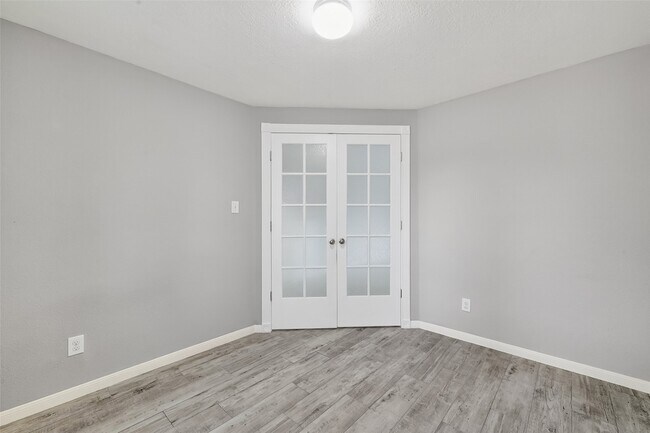 Building Photo - 20610 Moonrise River Ln
