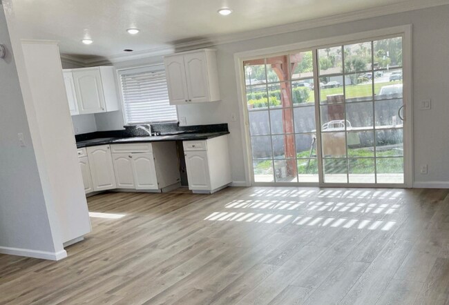 Building Photo - 27571 Amethyst Way