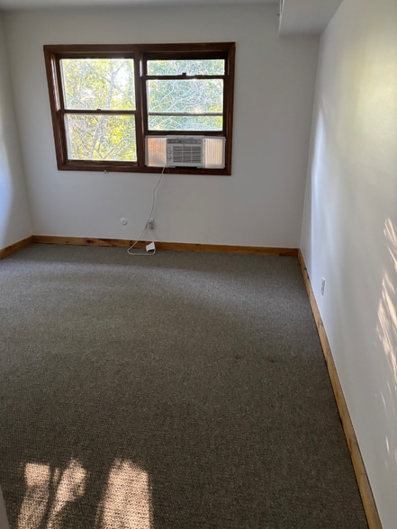 Building Photo - 1770 IN-46