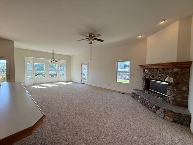 Building Photo - Beautiful Orcutt Custom Home in Solomon Estates on Approx One Acre