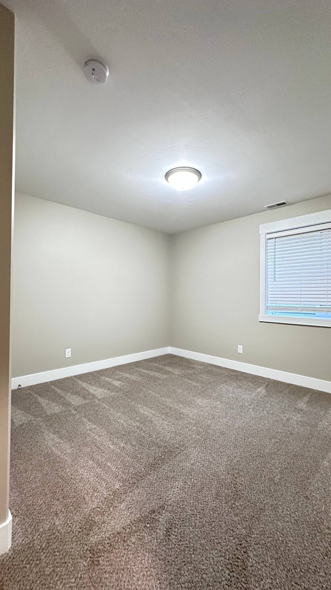 Building Photo - 2830 Blackwood