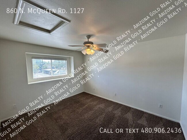 Building Photo - 860 N McQueen Rd