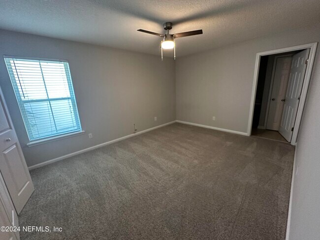 Building Photo - 12212 Angleterre Dr