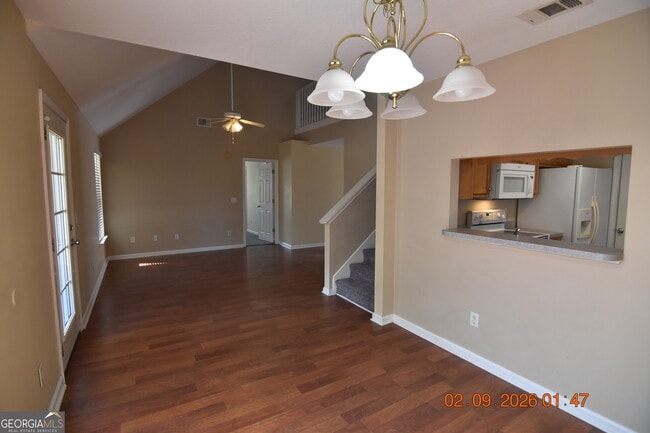 Building Photo - 348 Kristins Dr