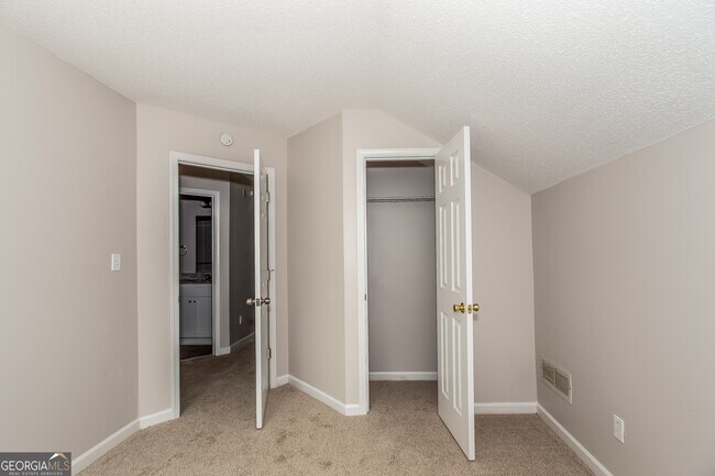 Building Photo - 117 Brookhaven Ln