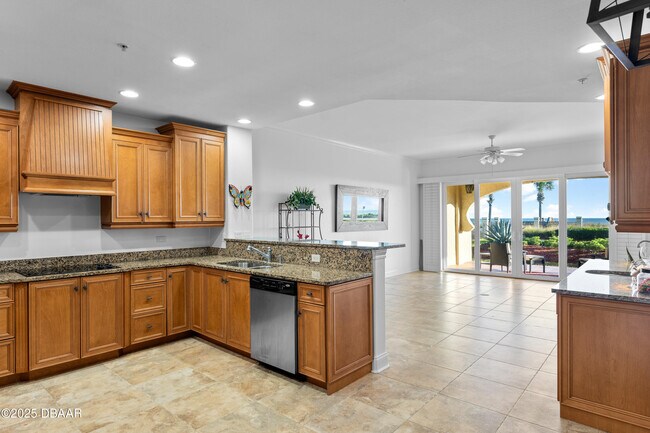 Building Photo - 2450 N Ocean Shore Blvd