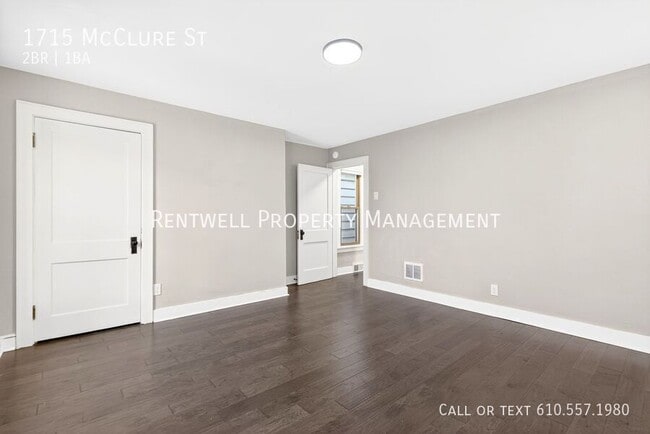 Building Photo - 1715 McClure St