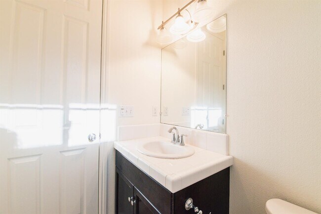 Building Photo - 3952 Serena Ave