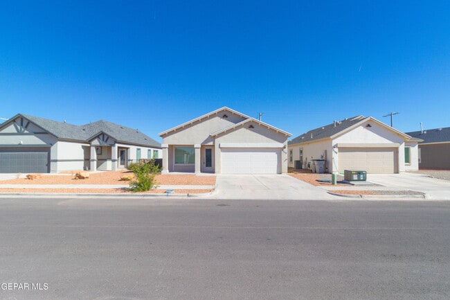 Building Photo - 5112 Joe Castillo St