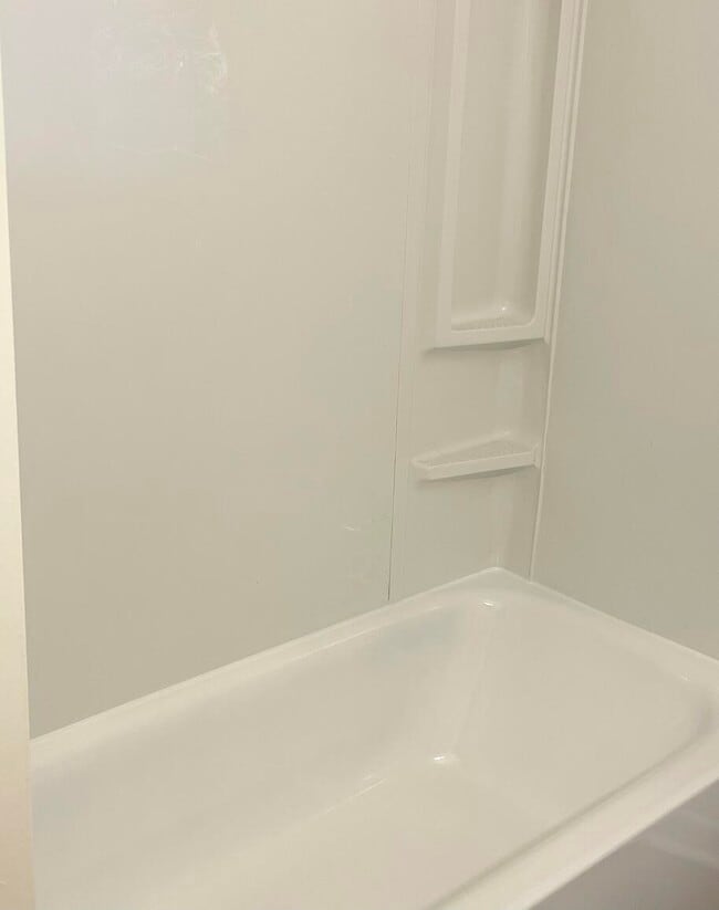 Building Photo - 1653 Brittany Ln