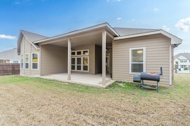 Building Photo - 32188 Cardamom Wy