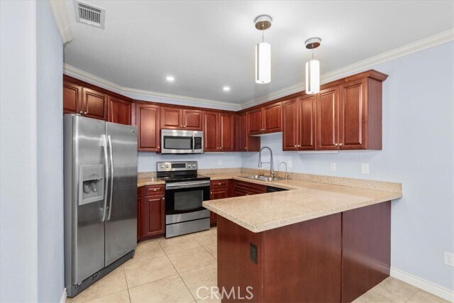 Building Photo - 3545 Paseo De Francisco