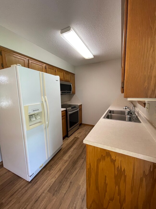 Building Photo - 302 Slim Wilson Blvd