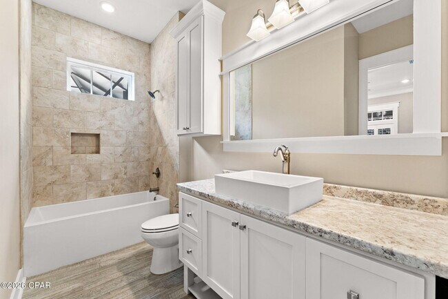 Building Photo - 3816 Mariner Dr