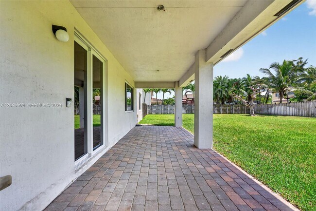 Building Photo - 20943 SW 133rd Ave