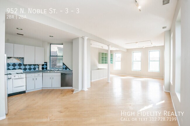 Building Photo - 952 N Noble St