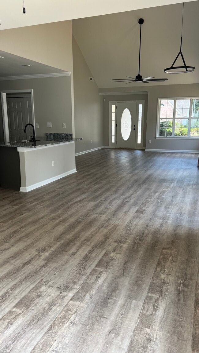 Building Photo - 92 Riva Ridge Ln