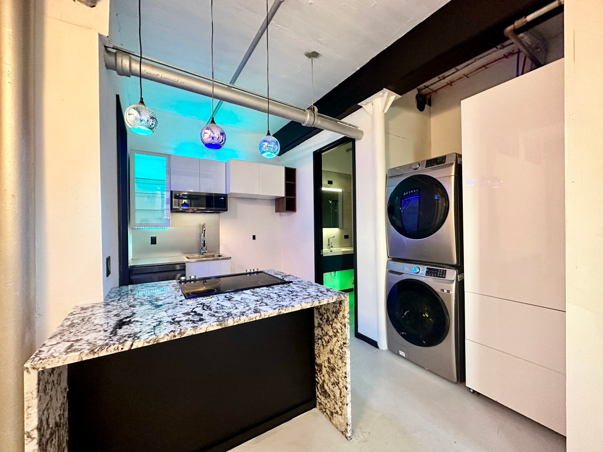 Building Photo - 109 Summer St