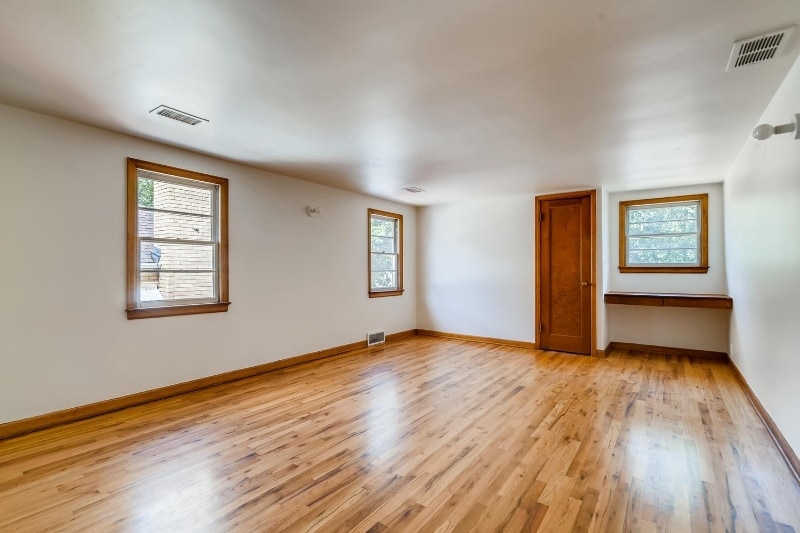 Building Photo - 623 S Grant Ave