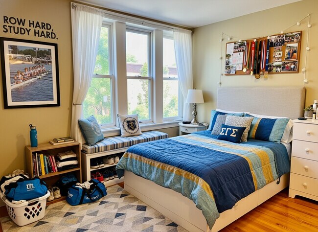 Building Photo - 74 Egmont St