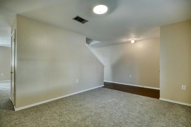 Building Photo - 7537 Redrick Dr