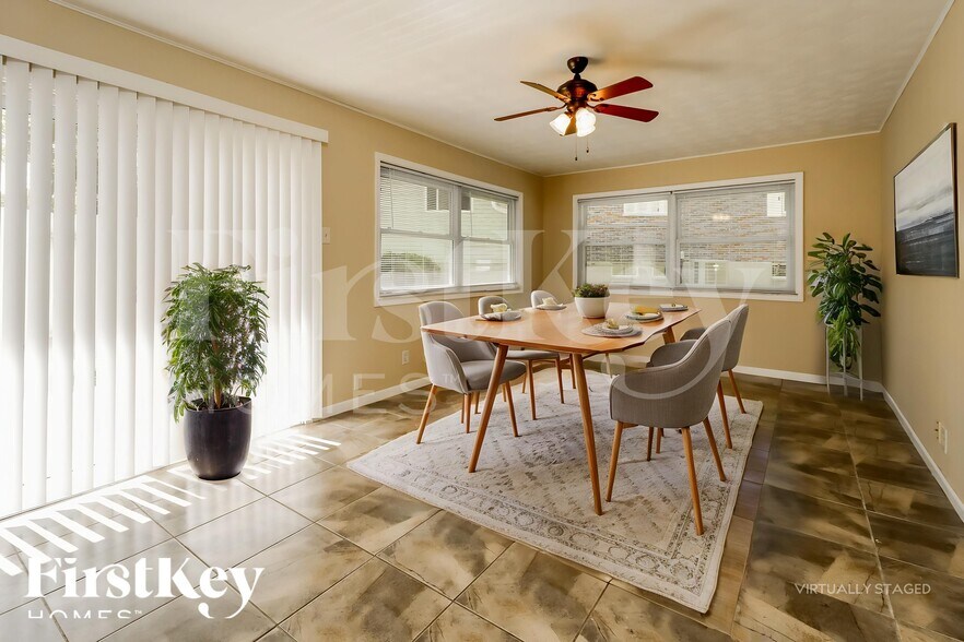 Building Photo - 13420 Old Jamestown Rd