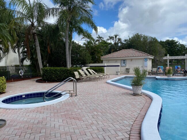 Building Photo - 7908 Seville Pl