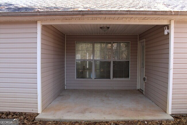 Building Photo - 2400 Miller Oaks Cir