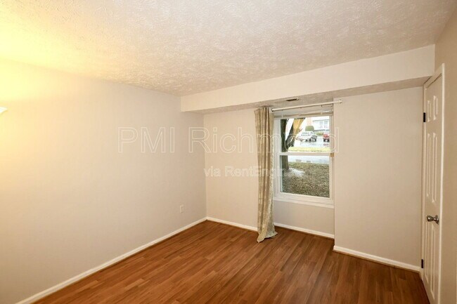 Building Photo - 8410 Donovan Ct