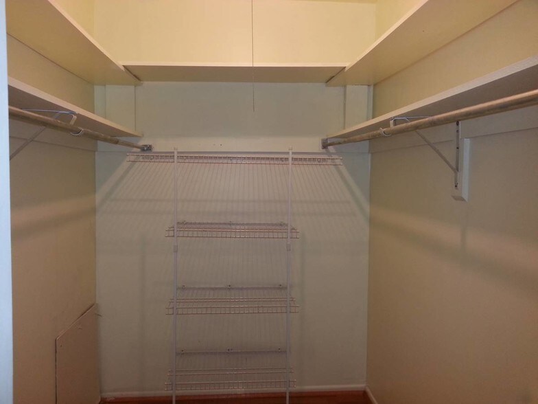 Building Photo - 11222 Snowflake Ct