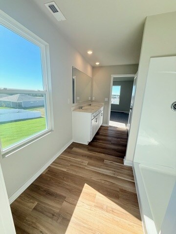 Building Photo - 7809 N 169th St