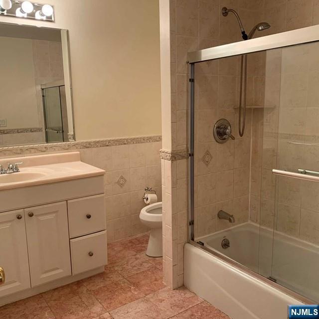 Building Photo - 26 Linwood Ave