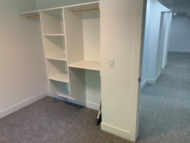 Building Photo - Cozy 4 bedroom 2 bath home in Woods Cross