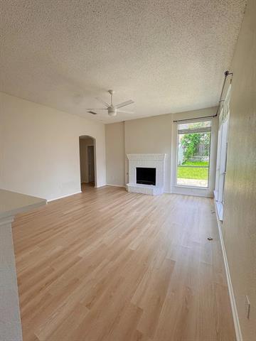 Building Photo - 7015 Hillwood Dr