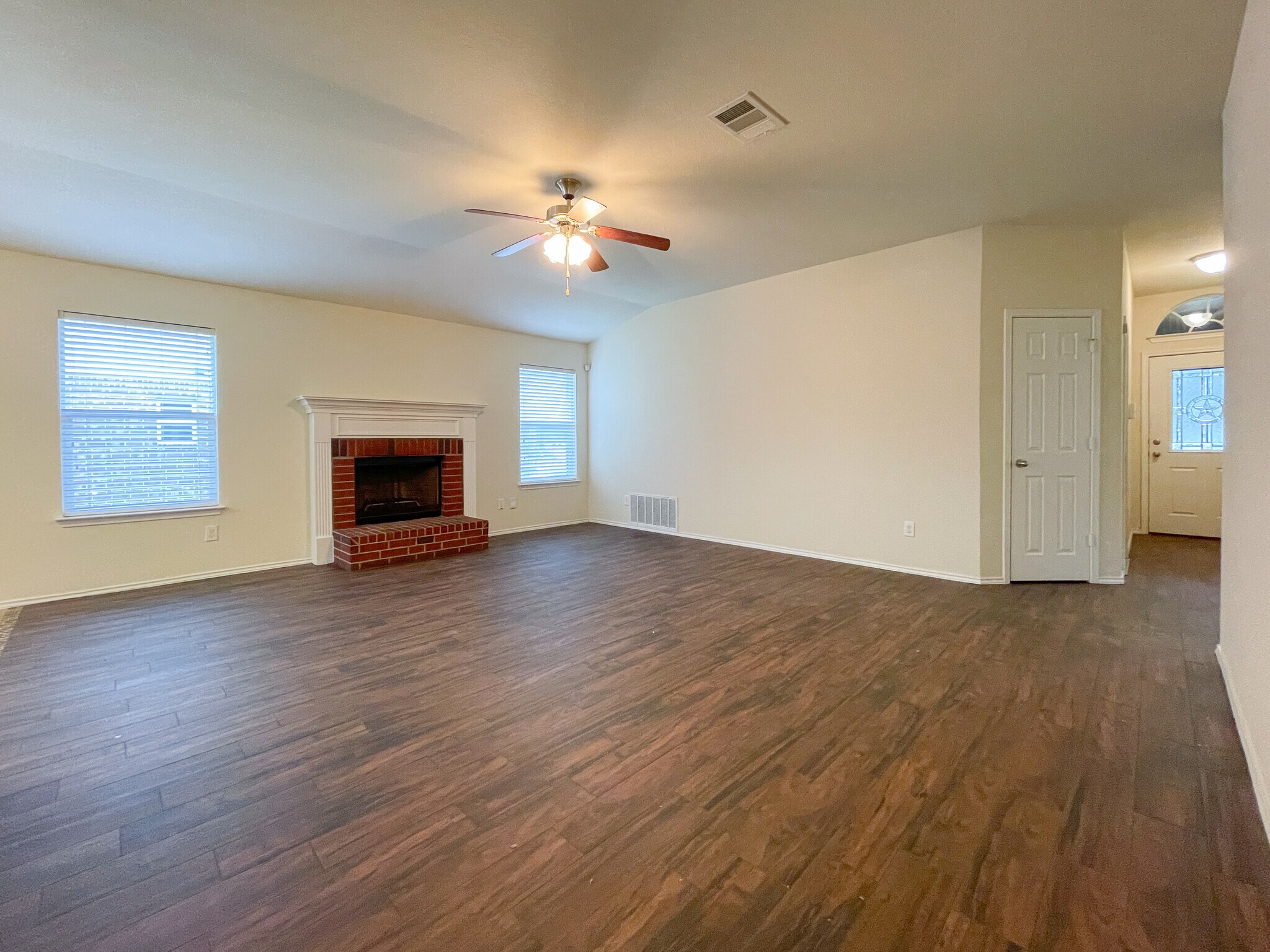 Building Photo - 6632 Burling St