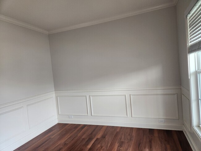 Building Photo - 16613 Rockcrest View Ln