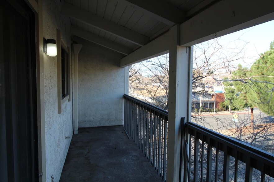 Building Photo - 1790 Ellis St