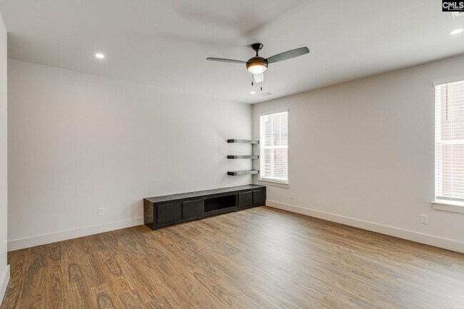 Building Photo - 2516 Richland St