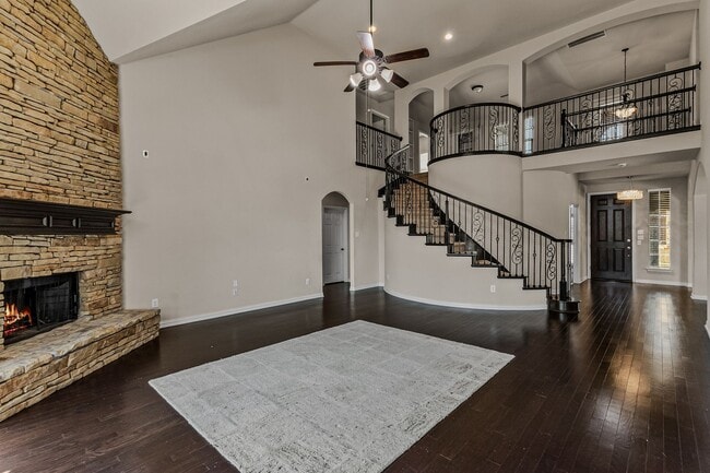 Building Photo - 14020 Sparrow Hill Dr