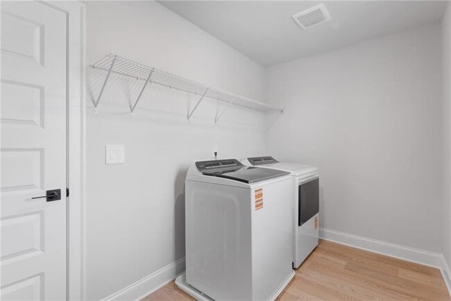 Building Photo - 3089 Sweet Red Cir