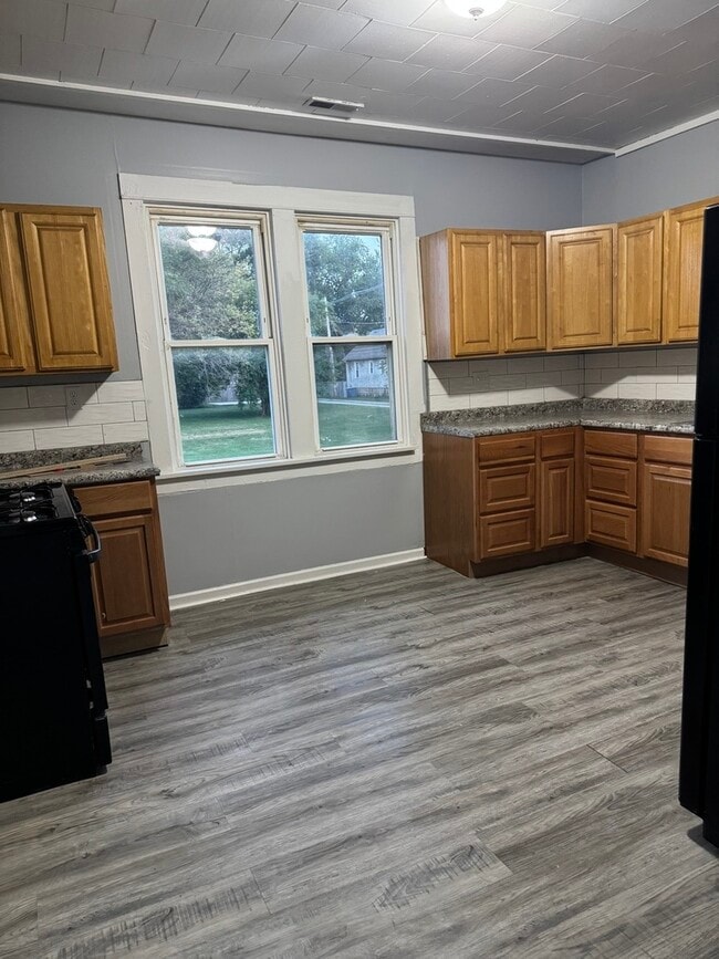 Building Photo - 229 155th St