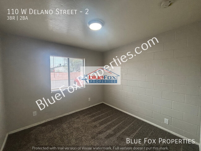 Building Photo - 110 W Delano St